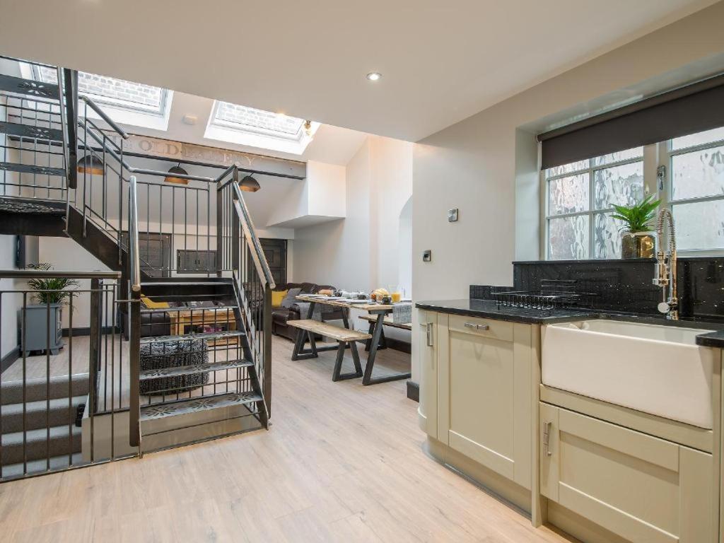 89A Church Street - Luxury One Bed Apartment With Roof Terrace Whitby Extérieur photo
